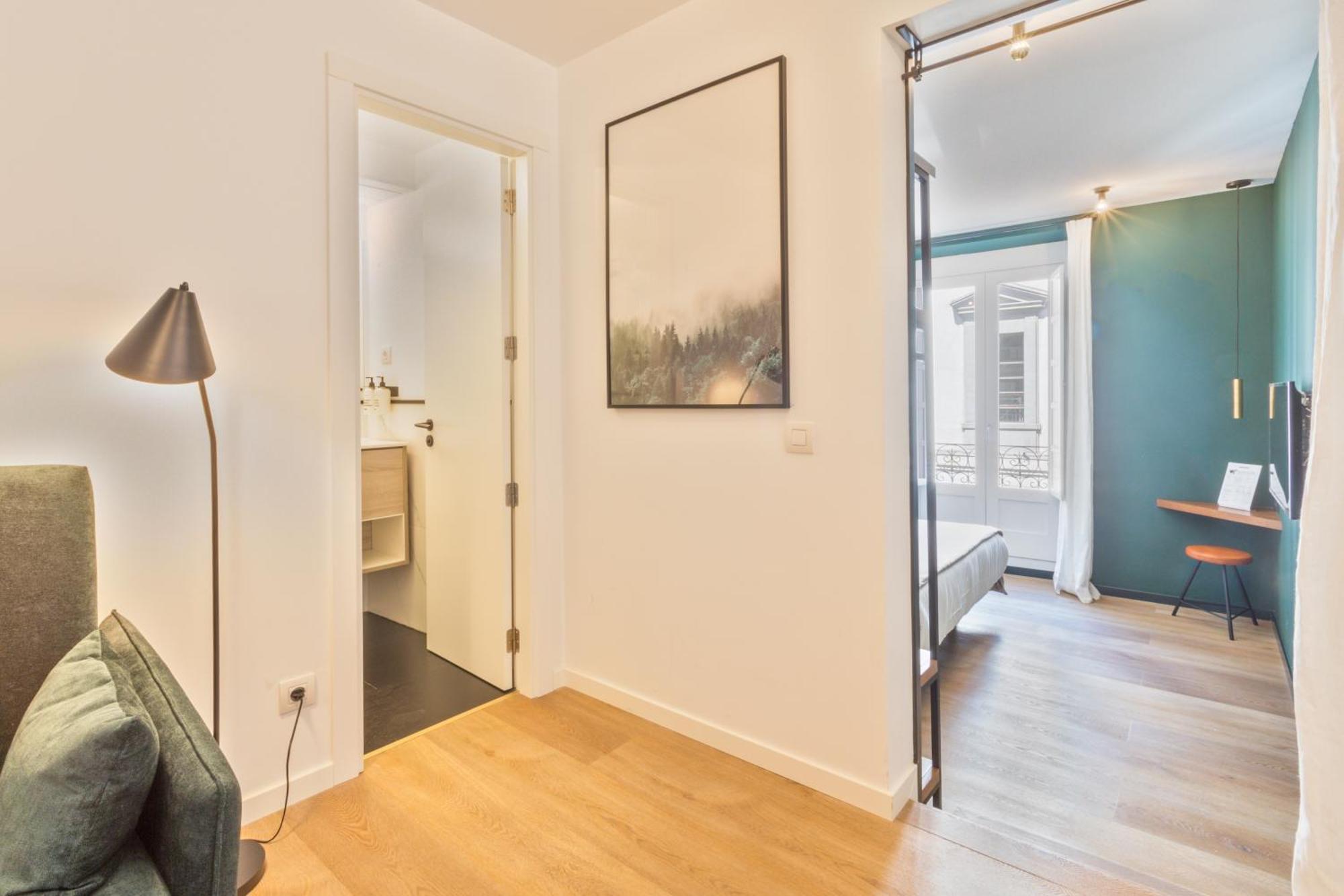 Uma Suites Atocha Madrid Dış mekan fotoğraf